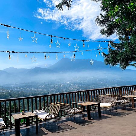 Damar Langit Resort 씨사루아 외부 사진