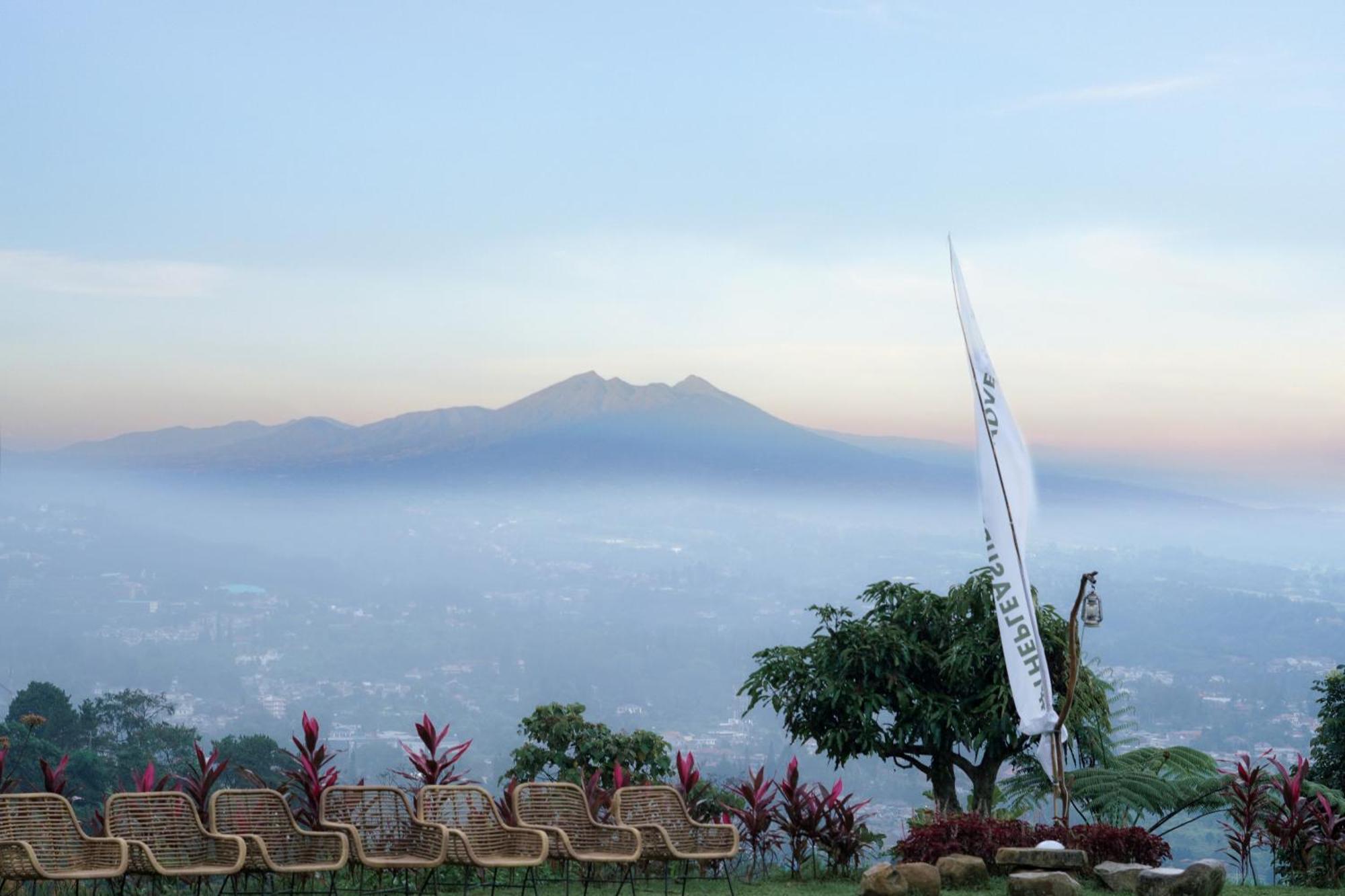 Damar Langit Resort 씨사루아 외부 사진