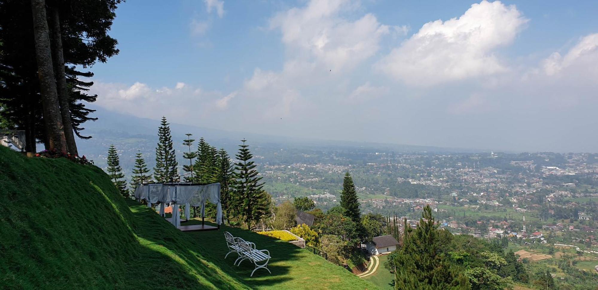 Damar Langit Resort 씨사루아 외부 사진