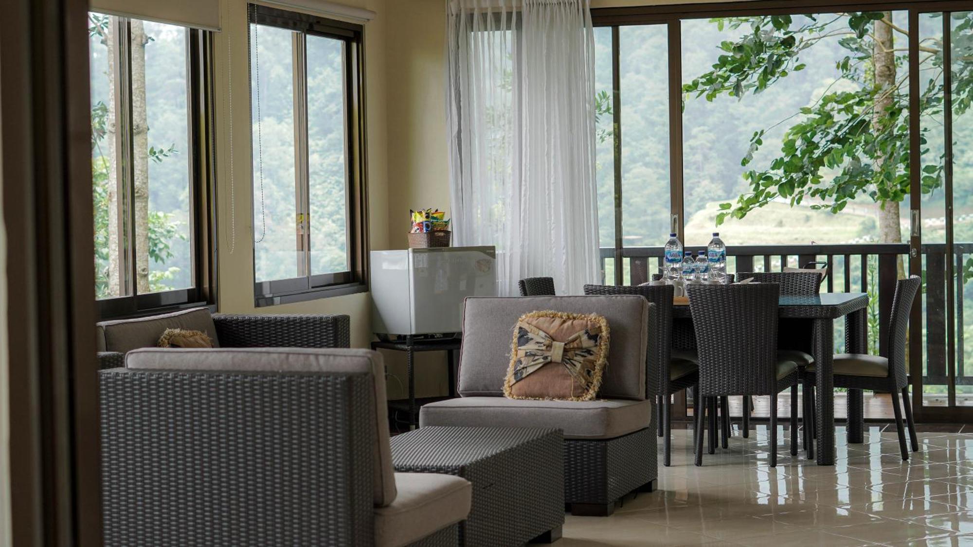 Damar Langit Resort 씨사루아 외부 사진